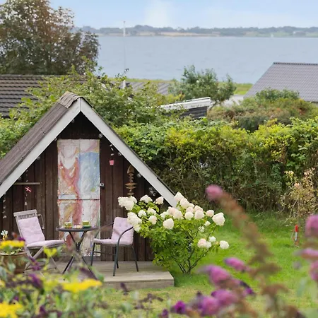2 Bedroom Gorgeous In * Fåborg