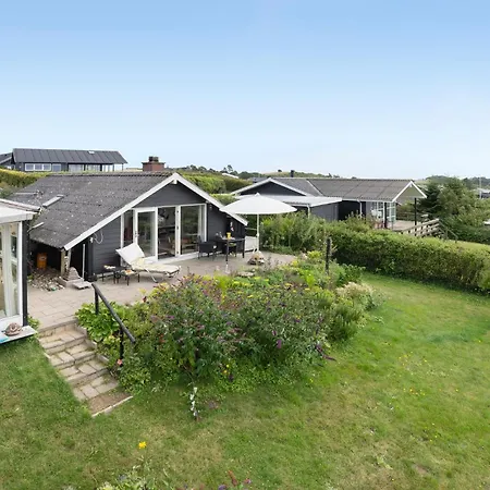 펜션 2 Bedroom Gorgeous In Fåborg