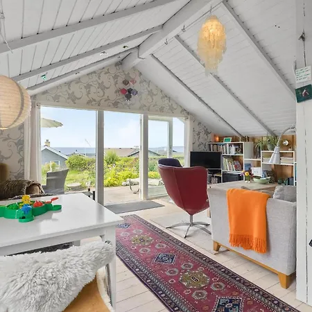 Feriehus 2 Bedroom Gorgeous In *